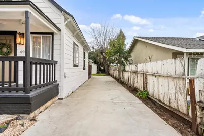 49 Hawkins St, Hollister, CA 95023 - Photo 21