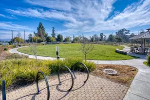 1081 Harebell Pl, San Jose, CA 95131 - Photo 37