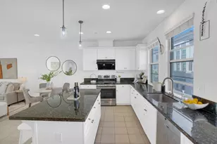 1081 Harebell Pl, San Jose, CA 95131 - Photo 9