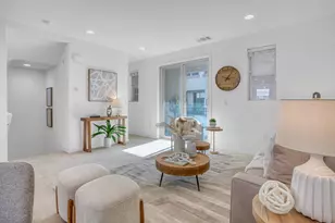 1081 Harebell Pl, San Jose, CA 95131 - Photo 5