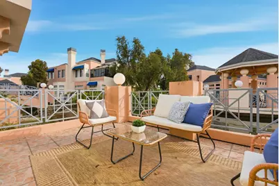 852 Lakeshore Dr, Redwood City, CA 94065 - Photo 33