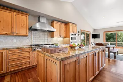 24101 Mountain Charlie Road, Los Gatos, CA 95033 - Photo 17