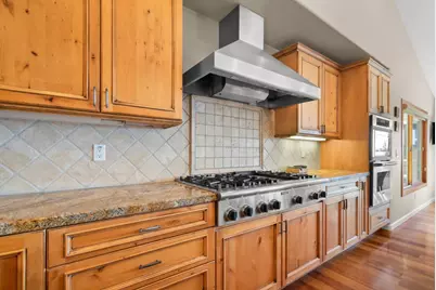 24101 Mountain Charlie Road, Los Gatos, CA 95033 - Photo 15