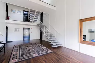 1945 Mount Vernon Ct 16, Mountain View, CA 94040 - Photo 3