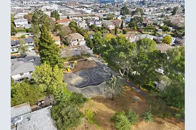 1609 Molitor Rd, Belmont, CA 94002 - Photo 157