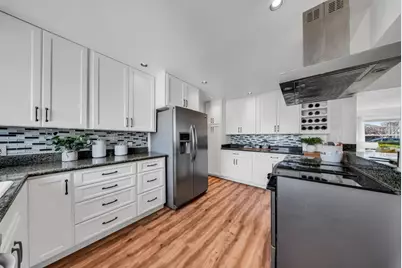 10 Colegrove Ct, San Mateo, CA 94403 - Photo 13