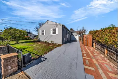 10 Colegrove Ct, San Mateo, CA 94403 - Photo 3