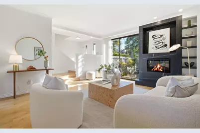 201 Ortega Ave, Mountain View, CA 94040 - Photo 1