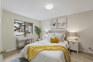 5445 Colony Green Dr, San Jose, CA 95123 - Photo 13