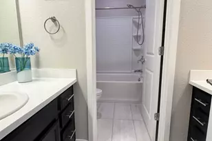 31 Tidal Wy, San Mateo, CA 94401 - Photo 19