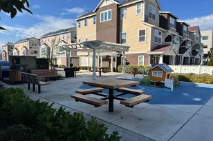 31 Tidal Wy, San Mateo, CA 94401 - Photo 29