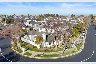 741 Newport Cir, Redwood City, CA 94065 - Photo 35