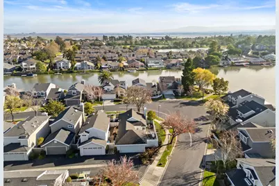 741 Newport Cir, Redwood City, CA 94065 - Photo 37