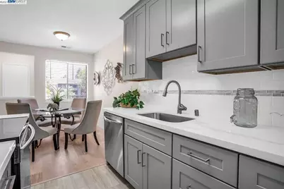 46884 Shale Cmn 140, Fremont, CA 94539 - Photo 9