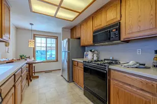 810 St Lawrence Dr, Pacifica, CA 94044 - Photo 9