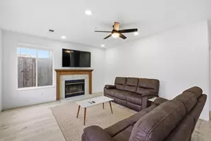 15 Cheswick Cir, Salinas, CA 93906 - Photo 9