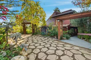 711 W California Way, Redwood City, CA 94062 - Photo 3