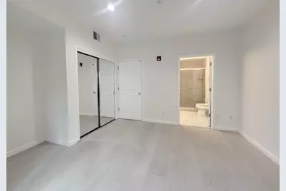 313 Crescent Ct, Brisbane, CA 94005 - Photo 15