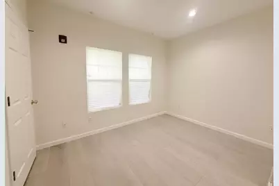 313 Crescent Ct, Brisbane, CA 94005 - Photo 25