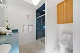 135 Dolton Ave, San Carlos, CA 94070 - Photo 17