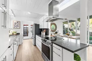 3773 Redwood Cir, Palo Alto, CA 94306 - Photo 17