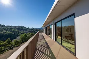 45 Calaveras Ct, Hillsborough, CA 94010 - Photo 31