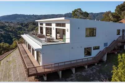 45 Calaveras Ct, Hillsborough, CA 94010 - Photo 33