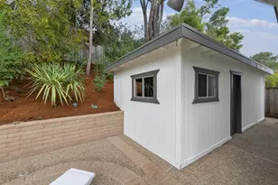 3032 Arguello Dr, Burlingame, CA 94010 - Photo 59