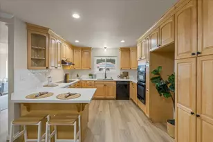 6535 Kings Pl, Gilroy, CA 95020 - Photo 9