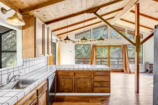 42250 Carmel Valley Rd, Greenfield, CA 93927 - Photo 11