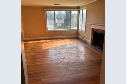 1720 Francis Ct, Belmont, CA 94002 - Photo 3