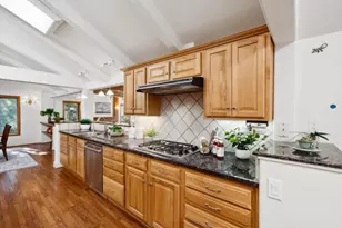 21386 Sunnyside Rd, Los Gatos, CA 95033 - Photo 19