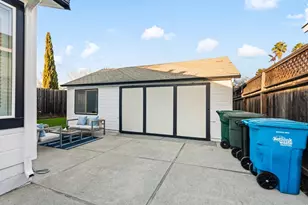 223 San Carlos Ave, Redwood City, CA 94061 - Photo 37