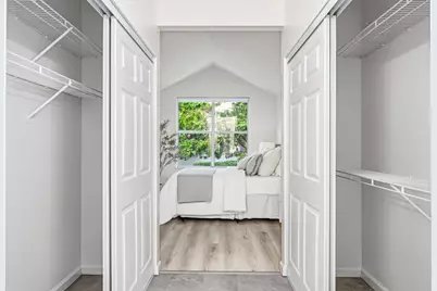 417 Saint Emilion Ct, Mountain View, CA 94043 - Photo 19