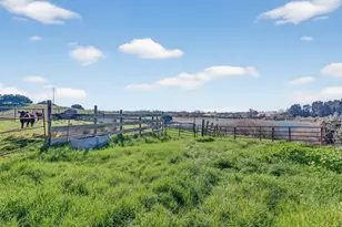 195 Bjur Dr, Watsonville, CA 95076 - Photo 23