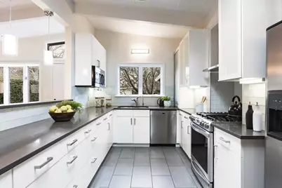 60 Lorelei Ln, Menlo Park, CA 94025 - Photo 7