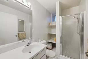 2930 Privet Dr, Hillsborough, CA 94010 - Photo 107