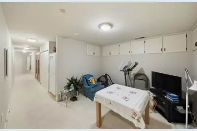 2930 Privet Dr, Hillsborough, CA 94010 - Photo 103