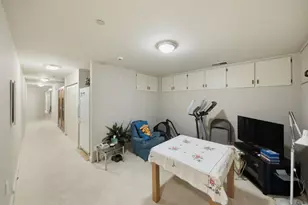 2930 Privet Dr, Hillsborough, CA 94010 - Photo 103