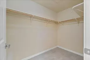 1065 Saginaw Ter 304, Sunnyvale, CA 94089 - Photo 15