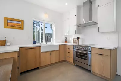 239 Beach St, Moss Beach, CA 94038 - Photo 11