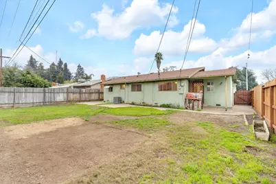 2733 10th Ave, Merced, CA 95340 - Photo 25