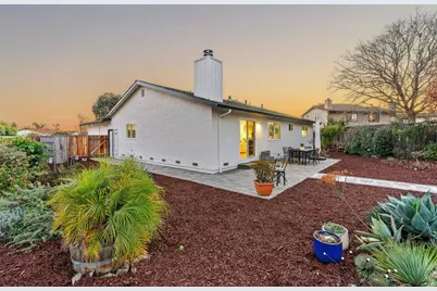 6133 Broadway Ave, Newark, CA 94560 - Photo 7