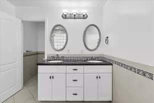 860 Sunset Dr, Pacific Grove, CA 93950 - Photo 25