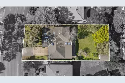 860 Sunset Dr, Pacific Grove, CA 93950 - Photo 31