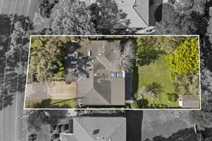 860 Sunset Dr, Pacific Grove, CA 93950 - Photo 31