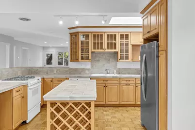 860 Sunset Dr, Pacific Grove, CA 93950 - Photo 13