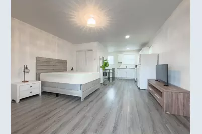 21661 E Cliff Dr, Santa Cruz, CA 95062 - Photo 17