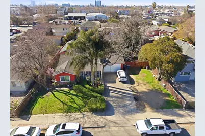 855 N 12th St, San Jose, CA 95112 - Photo 1