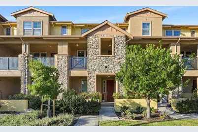 1653 Hillsdale Ave 4, San Jose, CA 95124 - Photo 1